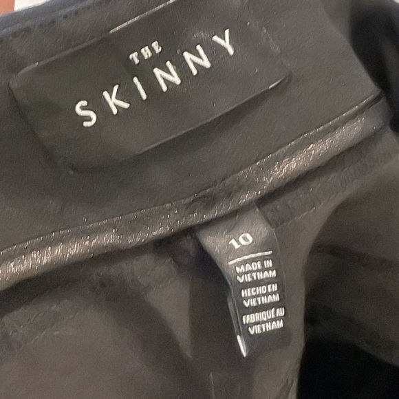 WHBM Comfort Stretch Flat-Front Skinny Ankle Pants - Picture 5 of 6